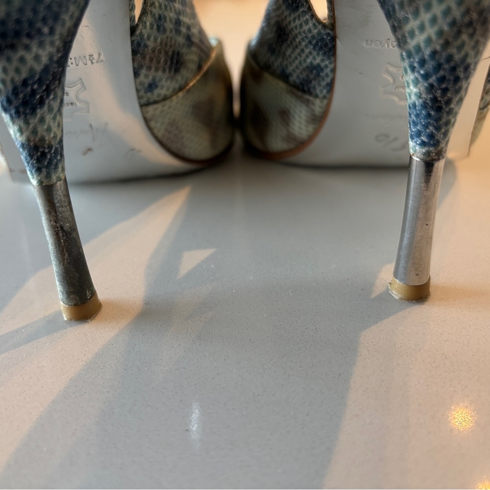 Marciano Blue Printed Leopard Sandals 7.5 Moyen - Picture 7 of 8